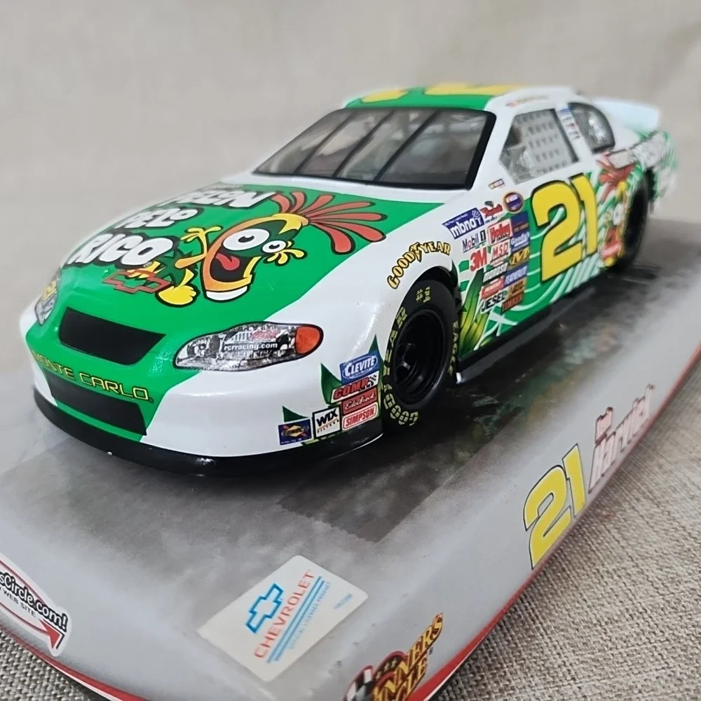 1:24 Winner's Circle Diecast #21 Kevin Harvick Hershey's Pelon Pelo Rico